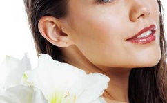 小妖精抬起臀嗯啊H军人